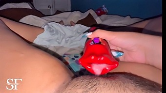 There'S A Girl So Good At Sucking, It'S Amazing!